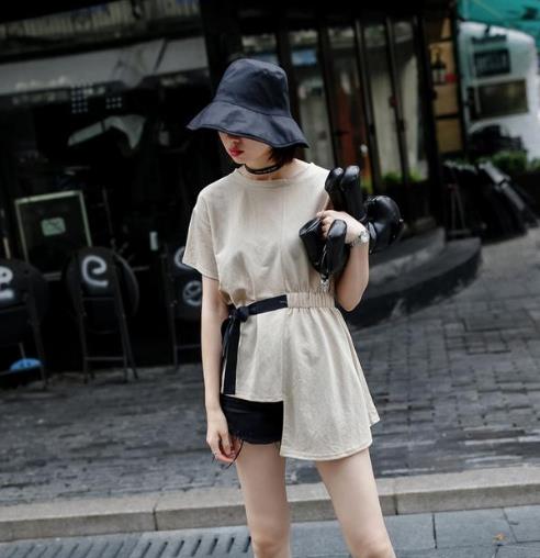 最流行外套的多种穿搭：宽松BF薄款外套推荐（图）