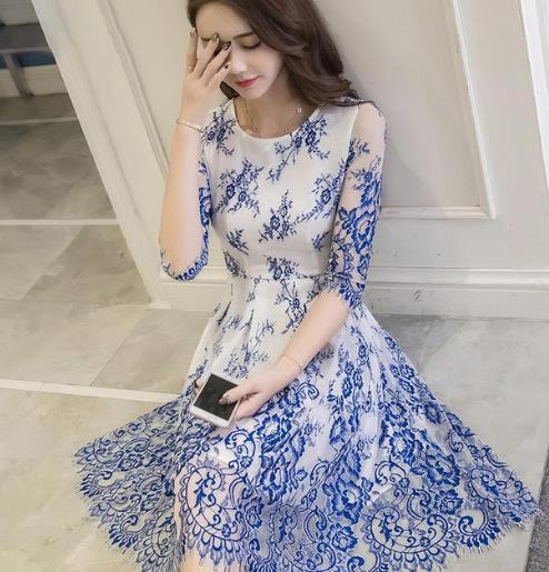 今年流行蕾丝连衣裙：6款连衣裙打造时髦女人味（图）