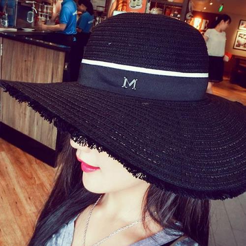 好看实用的几款锁骨链：黑色简约锁骨链推荐（图）