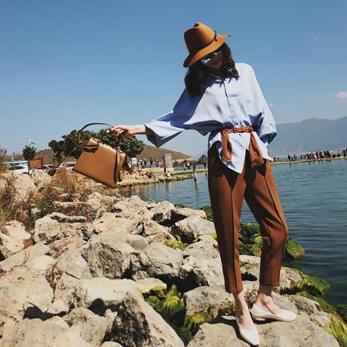 韩版显瘦两件套装：时尚套装打造轻熟文艺范（图）