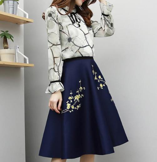 韩版时尚气质显瘦连衣裙搭配:知性优雅又大方(图) 韩版时尚气质显瘦连衣裙搭配:知性优雅又大方(图)