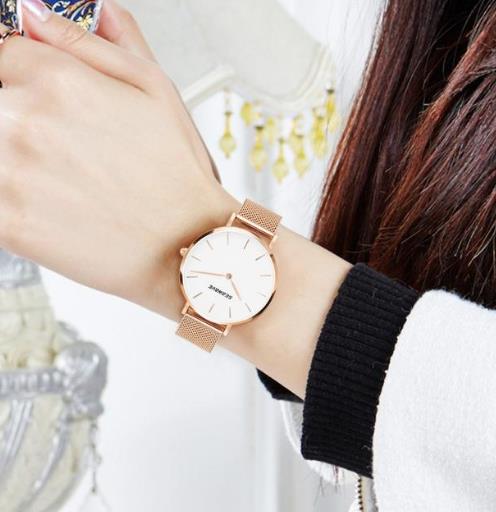 6款简约并不简单的防水尼龙帆布手表搭配(图) 6款简约并不简单的防水尼龙帆布手表搭配(图)