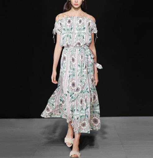 明星同款修身收腰连衣裙搭配：演绎高雅韵味（图）