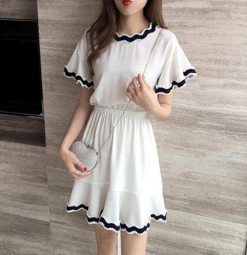 这6款修身时尚牛仔连衣裙：洋气减龄还显气质（图）