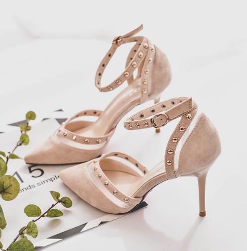 瘦脚神器一字扣高跟鞋：6款高跟鞋凸显优雅气质