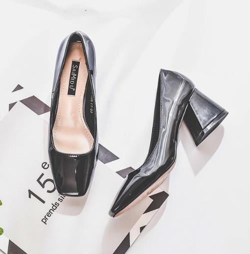 瘦脚神器一字扣高跟鞋：6款高跟鞋凸显优雅气质