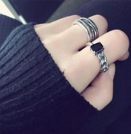 复古漂亮的珍珠多件套戒指搭配：超级显手指修长