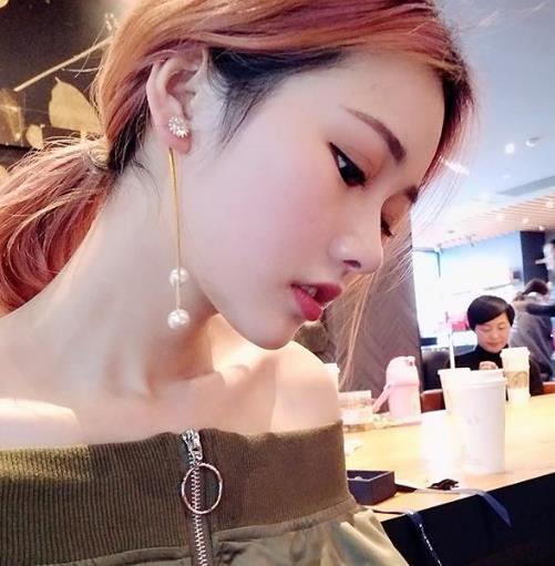 长款百搭流苏耳饰的多种搭配：气质简约耳饰分享