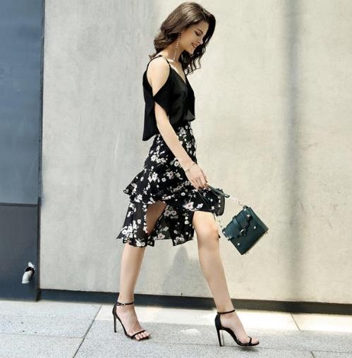 今年最流行性感开叉半身裙:高腰显瘦半身裙搭配 今年最流行性感开叉半身裙:高腰显瘦半身裙搭配