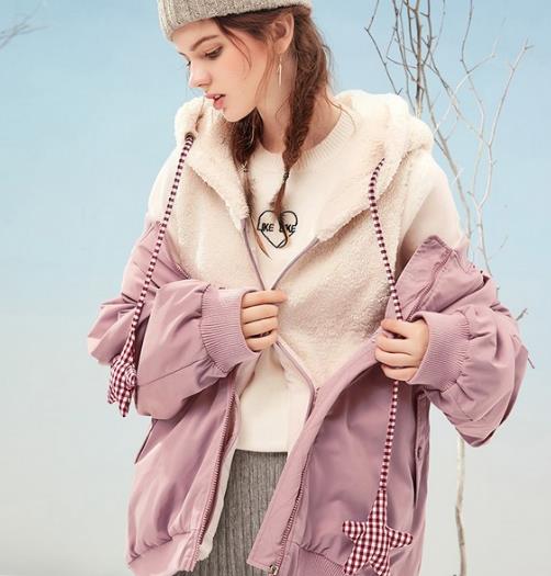 羊羔毛灯芯绒短外套怎么搭配:显瘦又保暖(图) 羊羔毛灯芯绒短外套怎么搭配:显瘦又保暖(图)