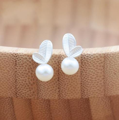 6款彰显清新女人味的星星S925纯银耳夹分享(图) 6款彰显清新女人味的星星S925纯银耳夹分享(图)