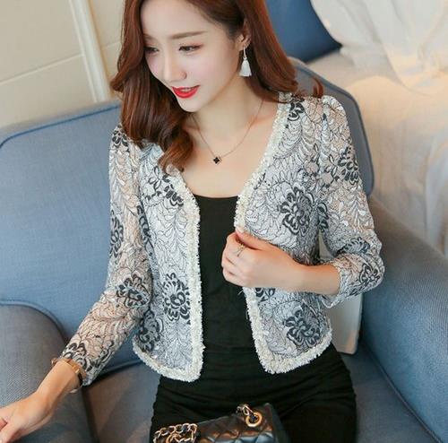 背心裙搭配蕾丝小开衫：优雅淑女小开衫分享（图）