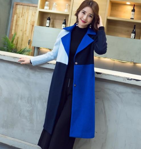 蕾丝连衣裙搭配高领纯色针织衫:时尚复古范(图) 蕾丝连衣裙搭配高领纯色针织衫:时尚复古范(图)