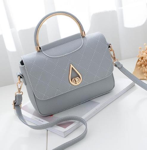 新款韩版花朵链条包:6款链条包打造女神魅力(图) 新款韩版花朵链条包:6款链条包打造女神魅力(图)