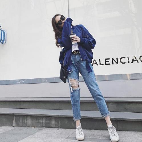 潮范个性黑色破洞牛仔裤:演绎潮女主流时尚(图) 潮范个性黑色破洞牛仔裤:演绎潮女主流时尚(图)