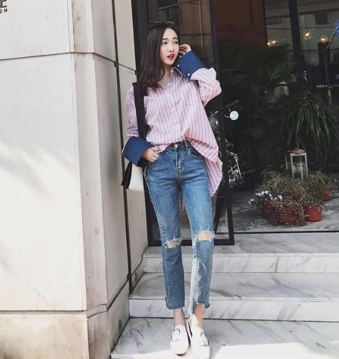 潮范个性黑色破洞牛仔裤：演绎潮女主流时尚（图）