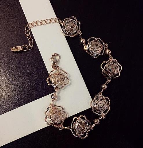 6款时尚韩版花朵手链告诉你什么才是女神范儿（图）