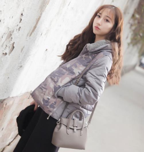 羽绒服才是冬装必备：大毛修身领羽绒服推荐（图）