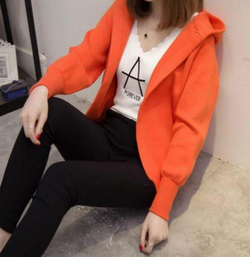 几款简约宽松针织开衫就可以提升你的时尚品味(图) 几款简约宽松针织开衫就可以提升你的时尚品味(图)