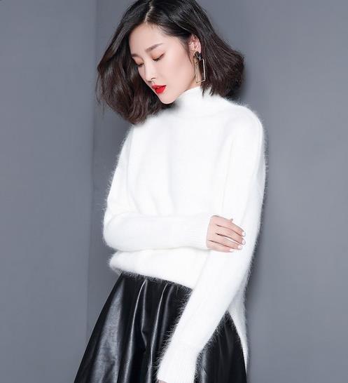 半身裙搭配灯笼袖刺绣套头毛衣:甜美复古风(图) 半身裙搭配灯笼袖刺绣套头毛衣:甜美复古风(图)