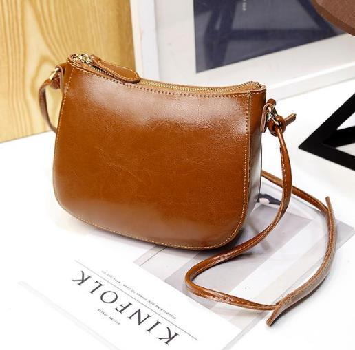 方包菱格链条包搭配:时尚优雅链条包推荐(图) 方包菱格链条包搭配:时尚优雅链条包推荐(图)