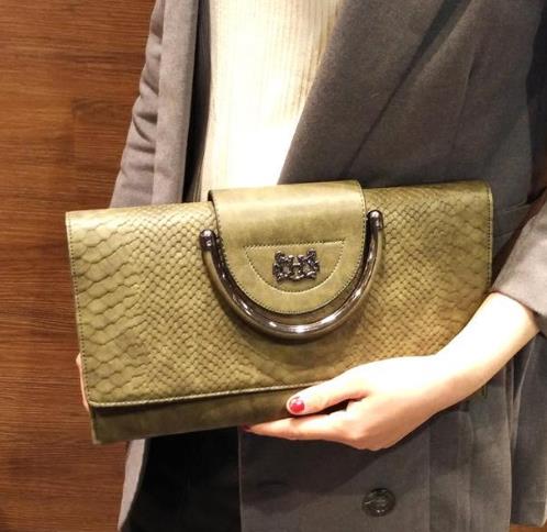 6款时尚百搭的手拿包：轻松打造时尚大牌范（图）