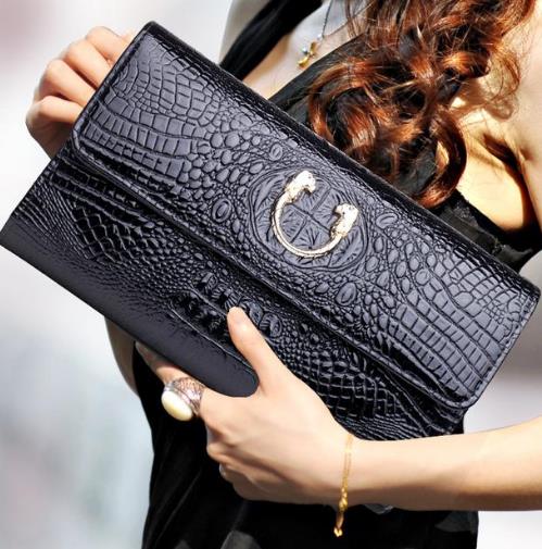 6款时尚百搭的手拿包：轻松打造时尚大牌范（图）