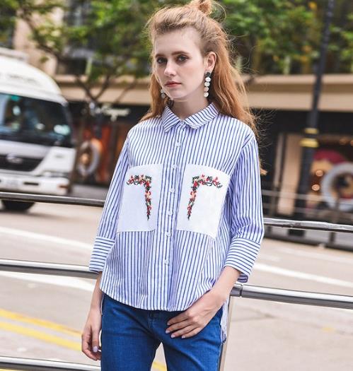 耍酷必备宽松刺绣连帽卫衣:休闲时尚卫衣推荐(图) 耍酷必备宽松刺绣连帽卫衣:休闲时尚卫衣推荐(图)