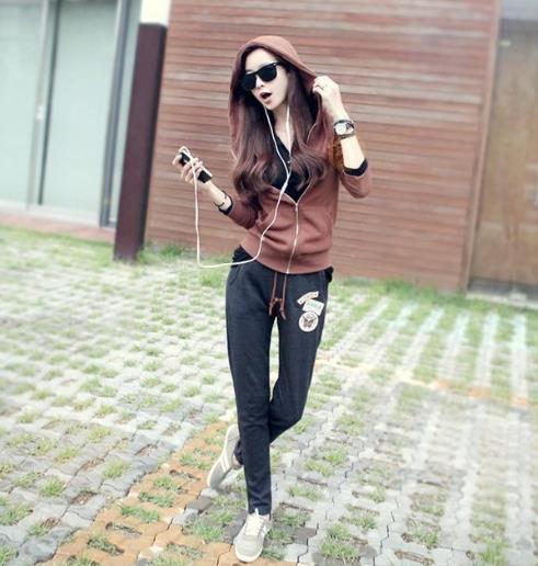 秋季里抵御寒风的套装:让套装来温暖你的秋天(图) 秋季里抵御寒风的套装:让套装来温暖你的秋天(图)