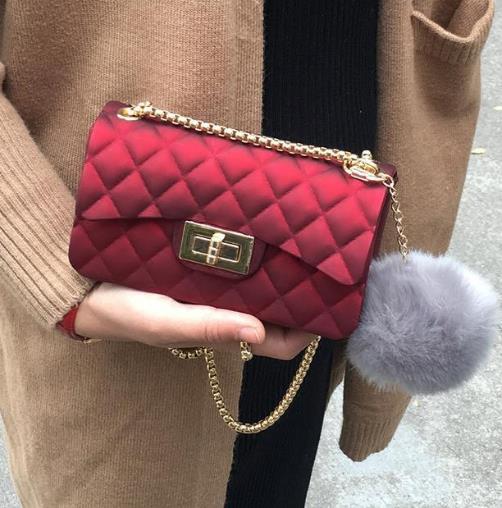 赵丽颖同款时尚百搭单肩斜挎包：个性十足（图）