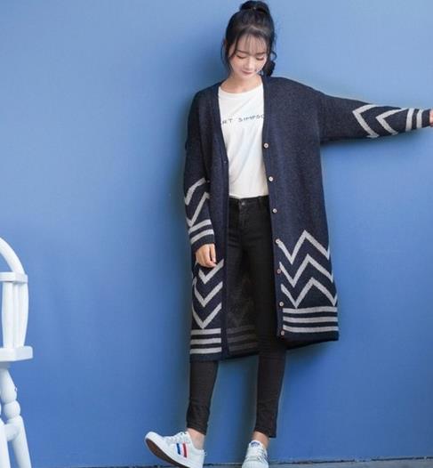 秋冬季节有这几款中长款马海毛开衫才足够温暖（图）