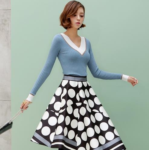 针织裙是最有魅力的单品：纯色两件套针织裙分享