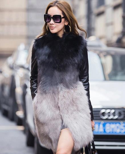 中长款狐狸毛拼接马甲怎么搭配才能清纯又妩媚（图）