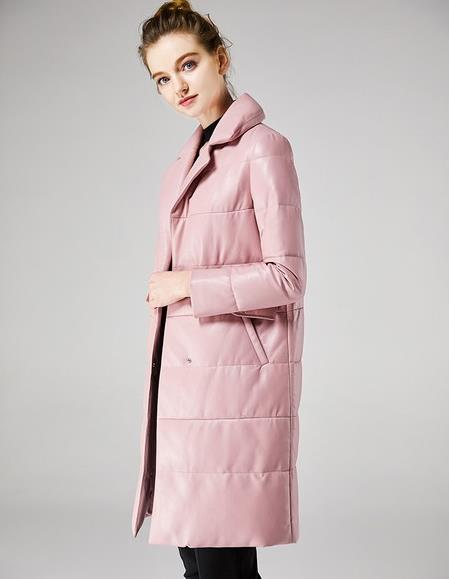 新季羽绒已上线：丝绒毛领长款羽绒服搭配推荐（图）