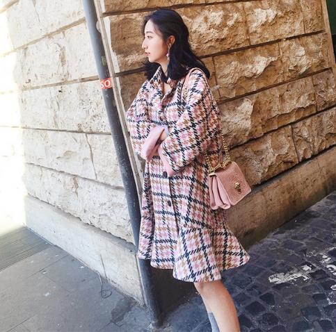 内搭外穿都时髦洋气的高领撞色蝙蝠衫搭配分享（图）