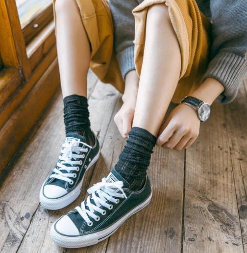 6款时髦百搭的学院风纯棉堆堆袜：凸显文艺感（图）