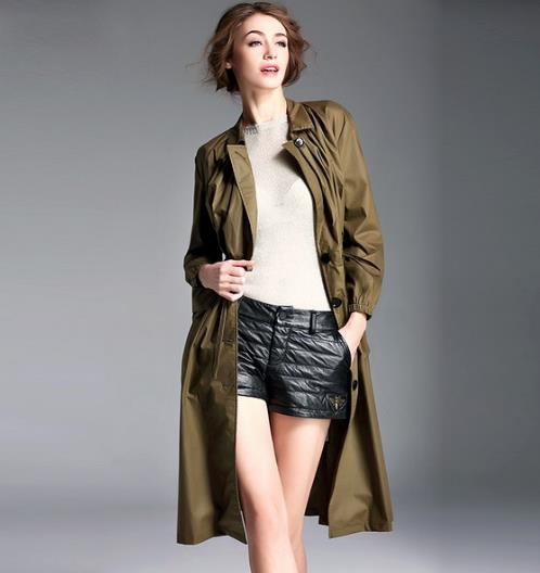 连帽宽松百搭风衣搭配小脚裤：简约不失个性（图）