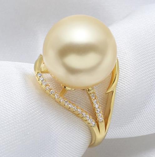 秀气与优雅的4款珍珠戒指搭配：优雅气质十足（图）