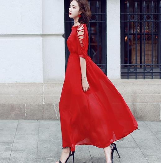 高跟鞋搭配方领绑带连衣裙：简约优雅连衣裙分享