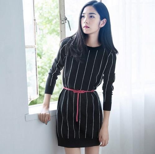 镂空包臀鱼尾裙搭配大衣：彰显优雅名媛气质（图）