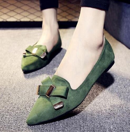 时尚尖头平底单鞋搭配：6款单鞋神奇显高超自然