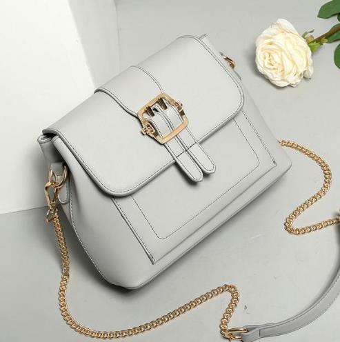 提升品位的几款链条包:个性时尚链条包推荐(图) 提升品位的几款链条包:个性时尚链条包推荐(图)