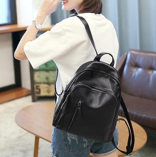 2017新款韩版双肩包：简约时尚双肩包推荐（图）