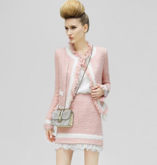 立领针织百褶裙套装搭配高跟鞋：彰显高贵优雅（图）