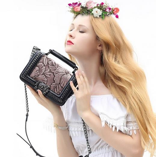 手掌纹单肩斜跨手提包搭配:时尚百搭手提包分享 手掌纹单肩斜跨手提包搭配:时尚百搭手提包分享