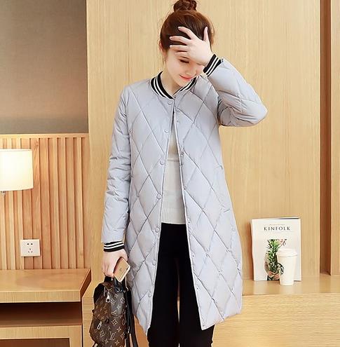 BF风立领短款加厚棉服搭配小脚裤:时尚百搭(图) BF风立领短款加厚棉服搭配小脚裤:时尚百搭(图)