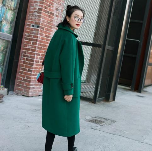 BF风立领短款加厚棉服搭配小脚裤：时尚百搭（图）