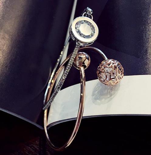 现在最流行清新简约手链：个性水晶手链分享（图）