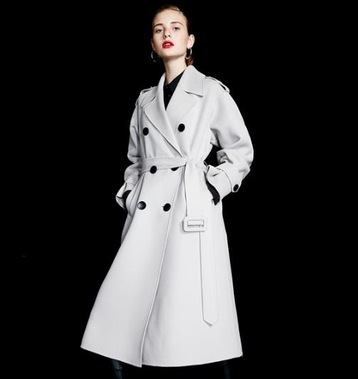 双排扣撞色呢大衣这样搭配青春减龄又时尚（图）