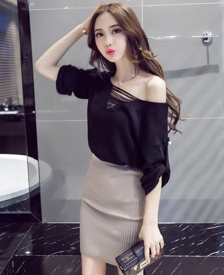 韵味十足的性感V领镂空针织裙搭配：彰显女神范
